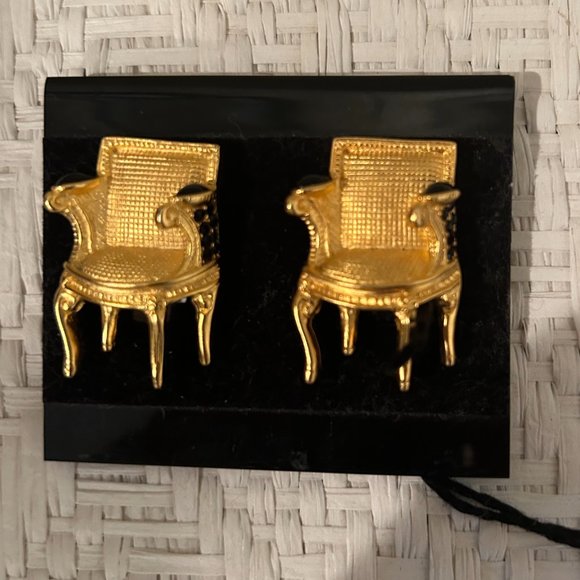 Vintage Karl Lagerfeld (Chanel Designer) Black Cabochon Chair Clip Earrings - Picture 3 of 5
